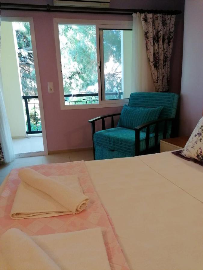 Maviev Otel Çeşme Extérieur photo