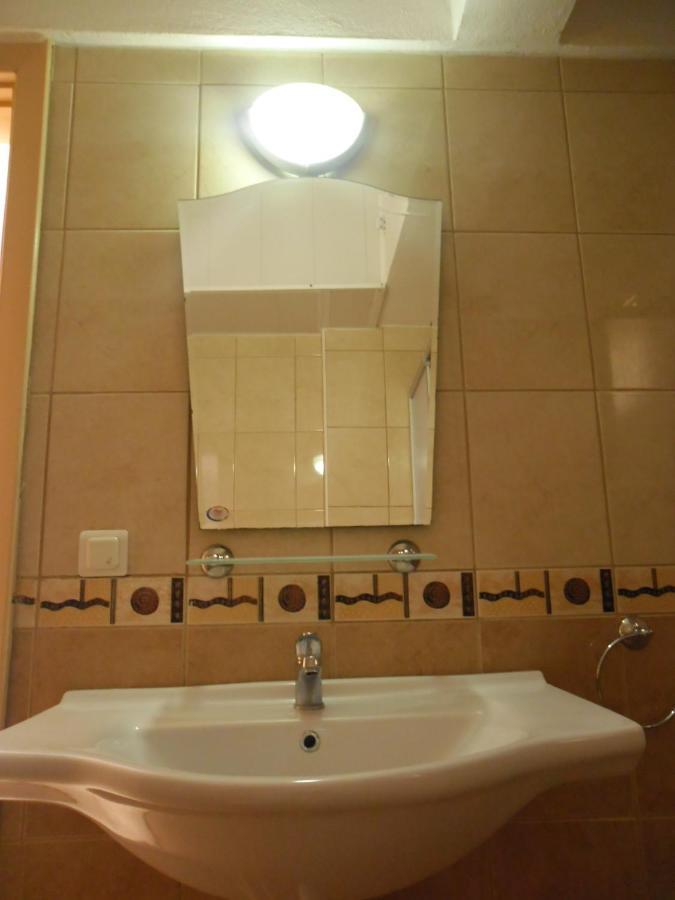 Maviev Otel Çeşme Chambre photo