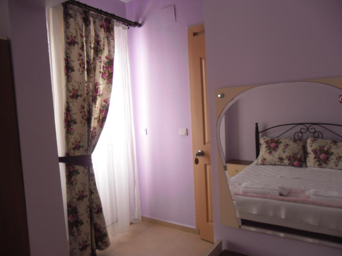 Maviev Otel Çeşme Chambre photo