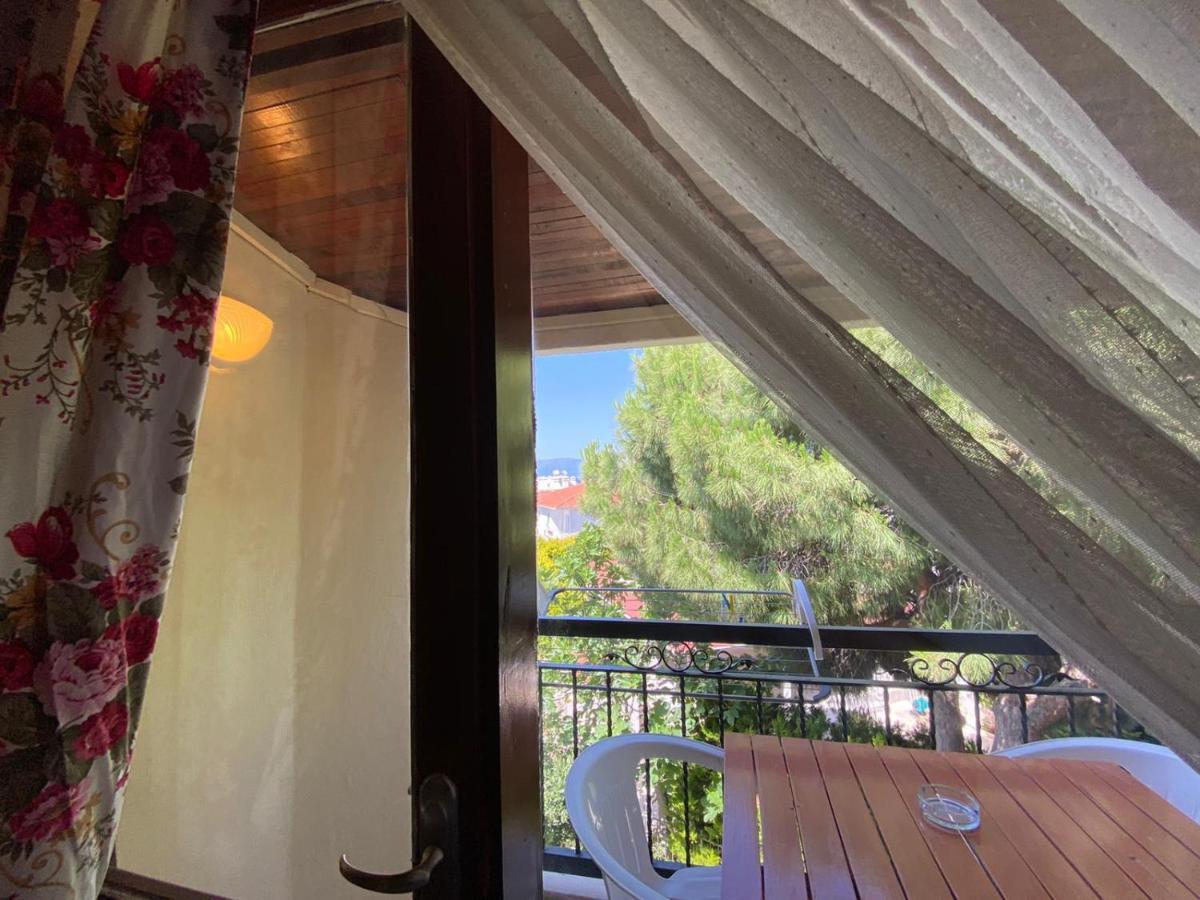 Maviev Otel Çeşme Extérieur photo